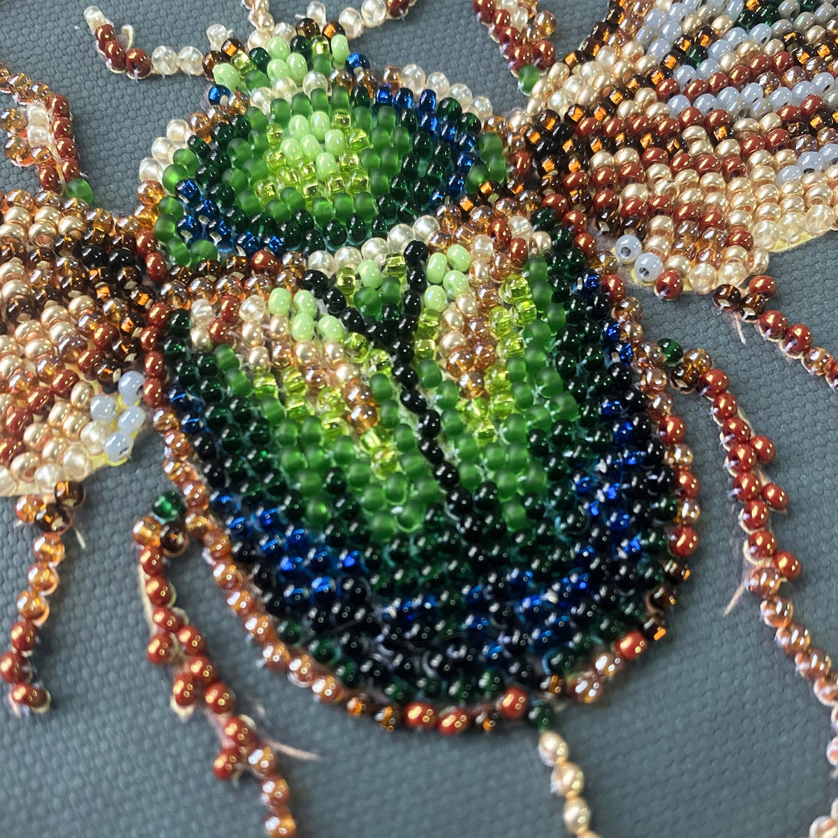 Perlen-Stickbild Käfer • The Alchemy of Nature • 15 x 15 cm - PerlineBeads SA