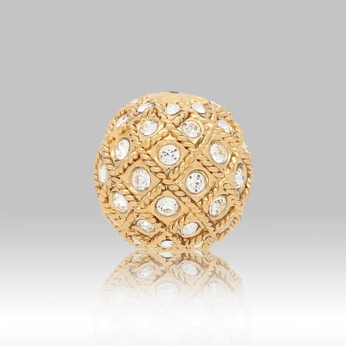 Runde Metallperle 17 mm vergoldet mit 56 Swarovski® Kristalle - PerlineBeads SA