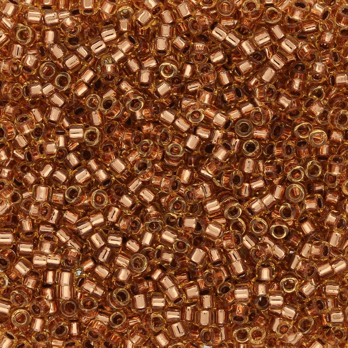 TOHO Aiko - Gold - Lined Transparent Crystal - PerlineBeads SA