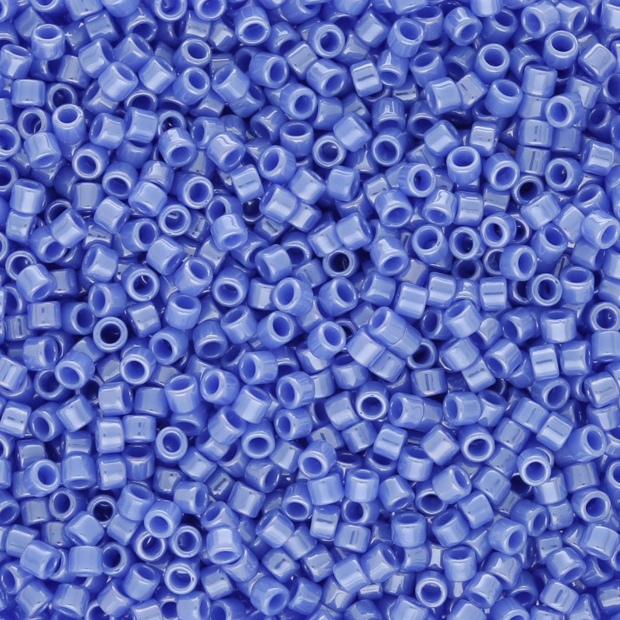 TOHO Aiko - Opaque Periwinkle Luster - PerlineBeads SA