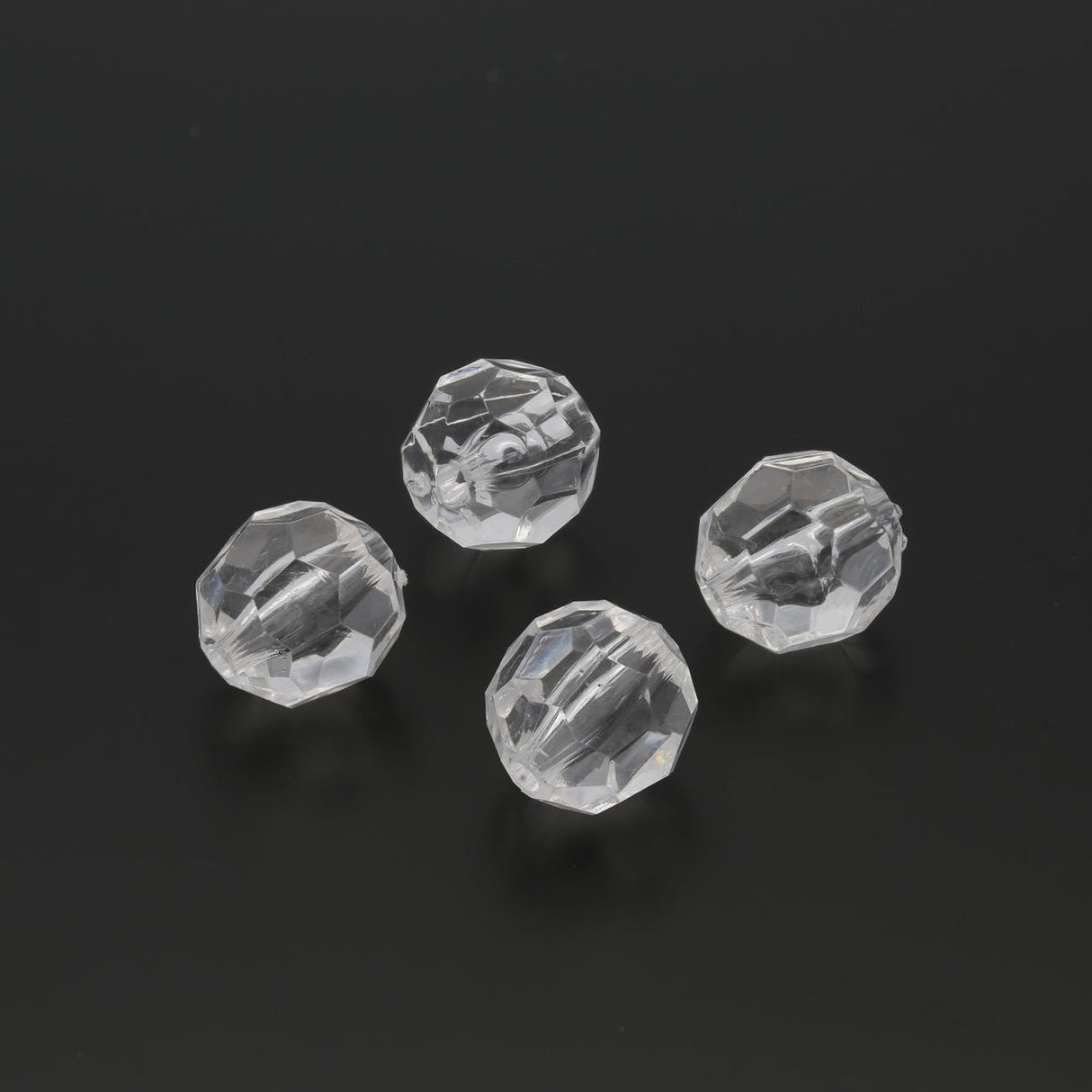 Acrylperle rund facettiert - 14 mm - Transparent - PerlineBeads