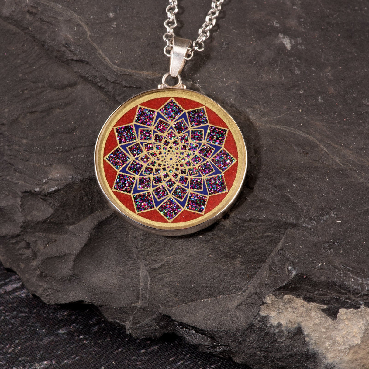 Anhänger Lotus Blume, Silber mit Koralle - PerlineBeads