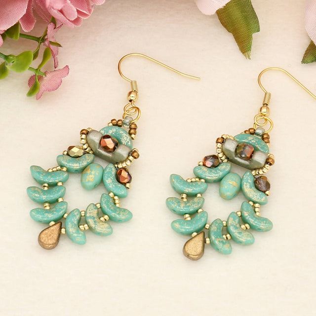 Arcos® Par Puca® - Opaque Green Turquoise Splash - PerlineBeads