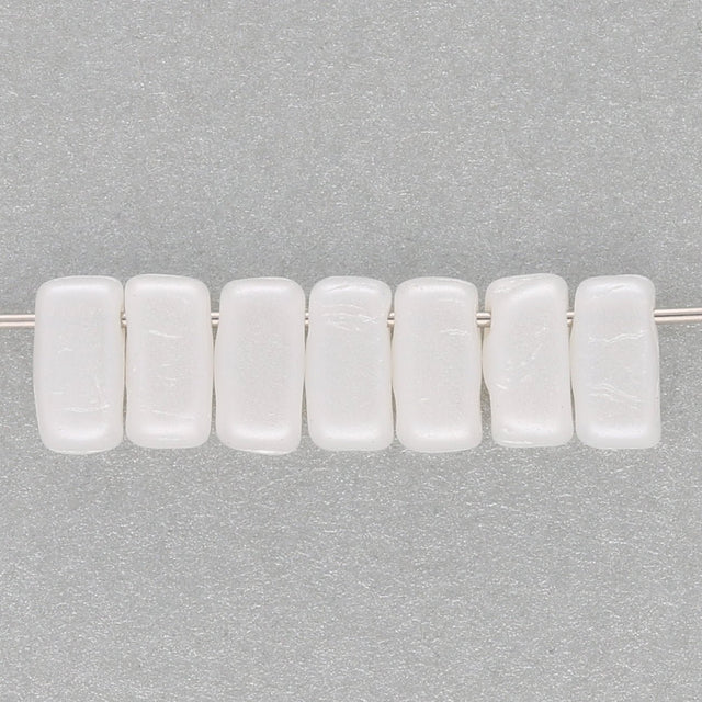 Bricks CzechMates 6x3 mm - Pearl Coat Snow - PerlineBeads