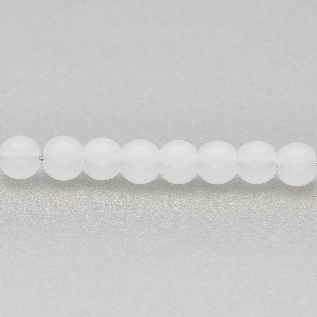 Glasperlen rund - 6 mm - Nachahmung von Jade - PerlineBeads