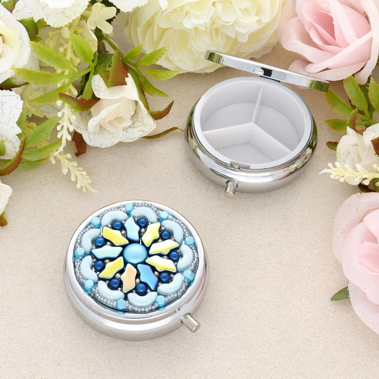 Kit Pillendose “Daisy” par Puca® - PerlineBeads