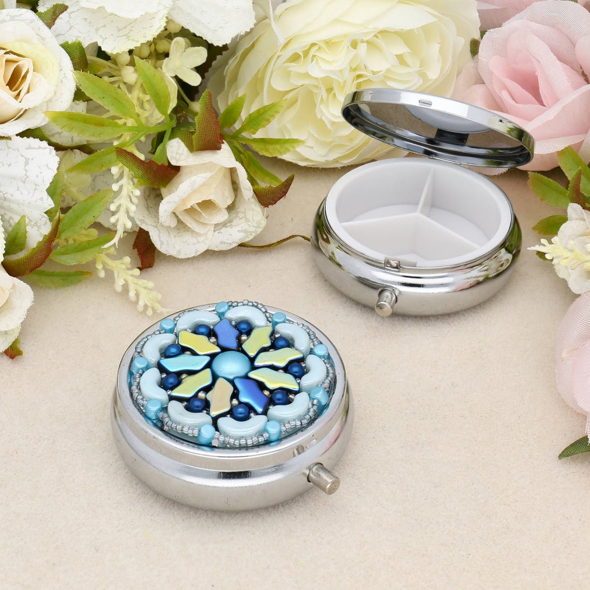 Kit Pillendose “Daisy” par Puca® - PerlineBeads