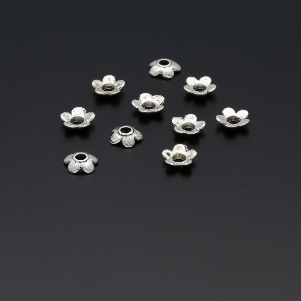 Perlenkappen Blumenform – 6,5 mm - PerlineBeads