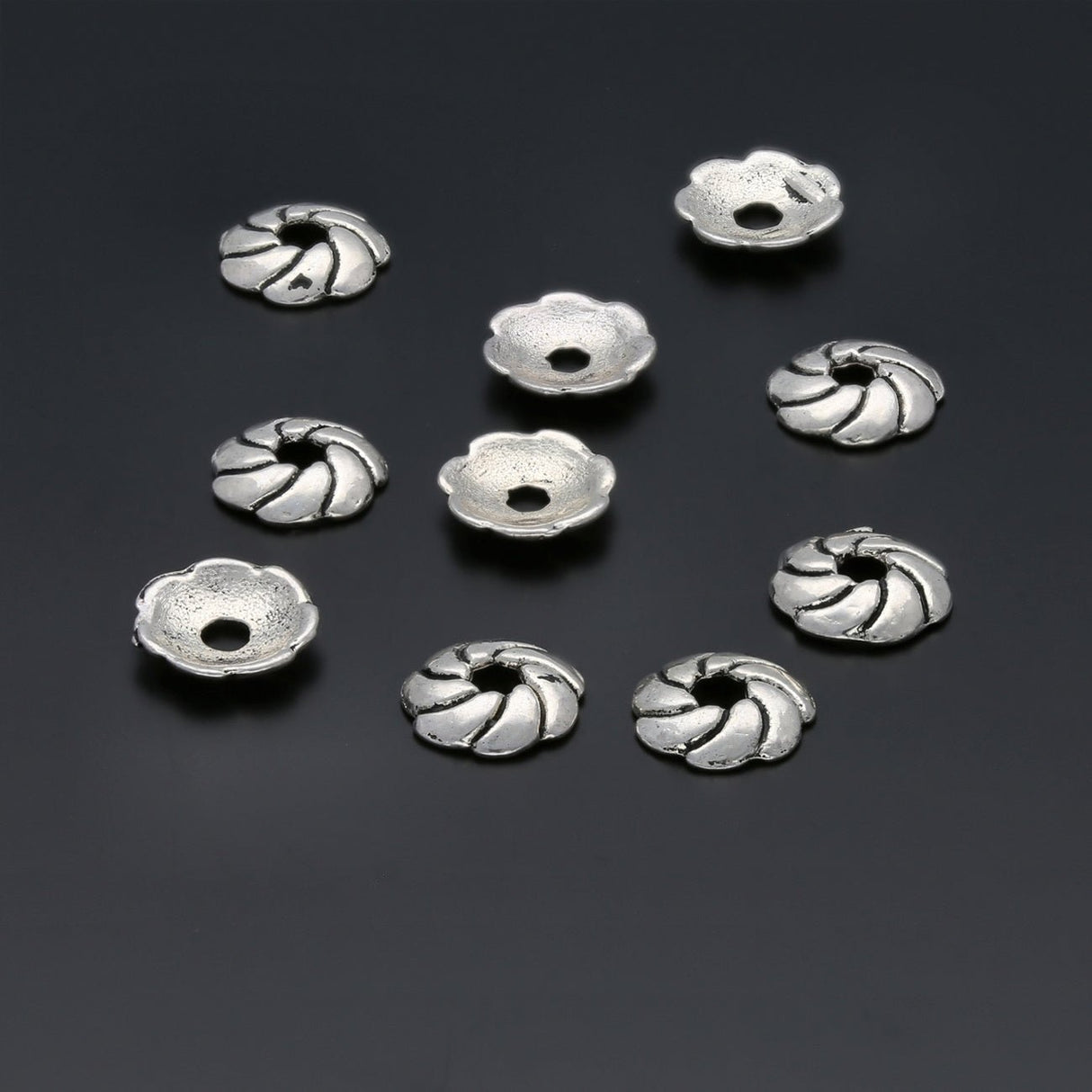 Perlenkappen Blumenform – 9 mm - PerlineBeads