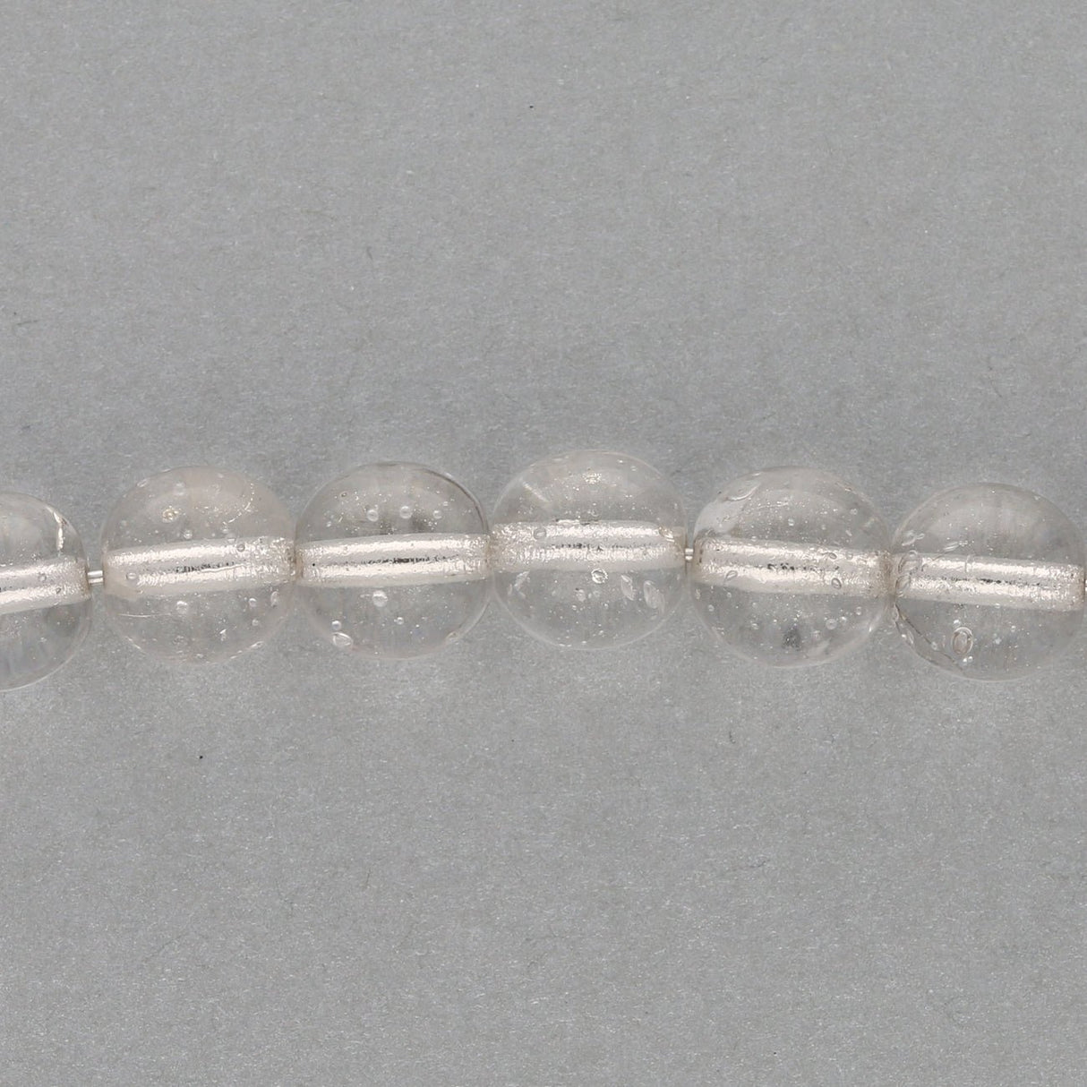 Recycelte Glasperlen 8 mm - Lined Bubbles Silver - PerlineBeads