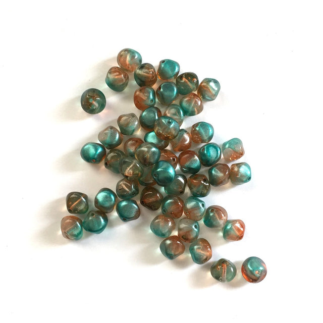 Recycelte Glasperlen "Organic Bicone" - Green & Orange - PerlineBeads