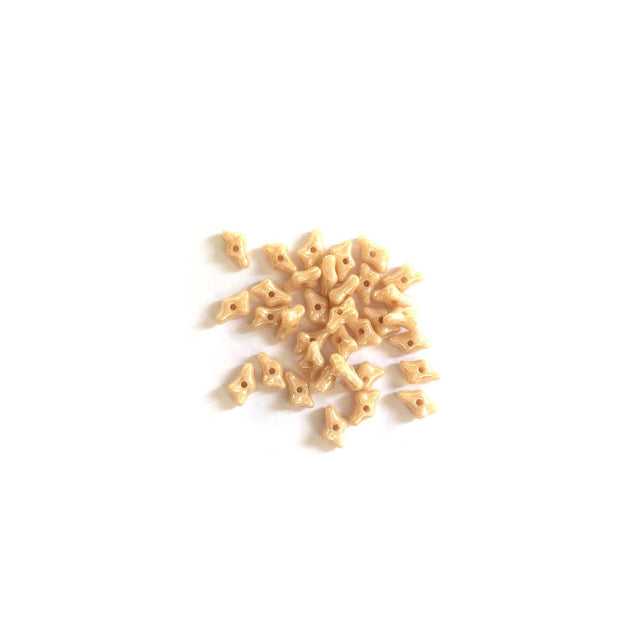 Recycelte Glasperlen "Tiny Bones" - Ceramic Beige - PerlineBeads