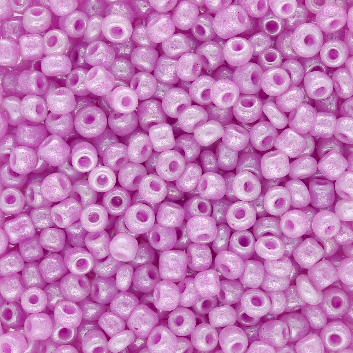 Rocailles Glasperlen 3 mm unregelmässige Grösse – Ceylon Violet - PerlineBeads