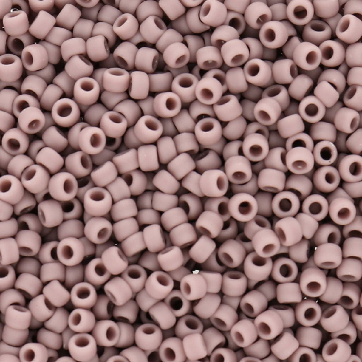 Rocailles-Perlen Toho 8/0 – Opaque Frosted Lavender - PerlineBeads