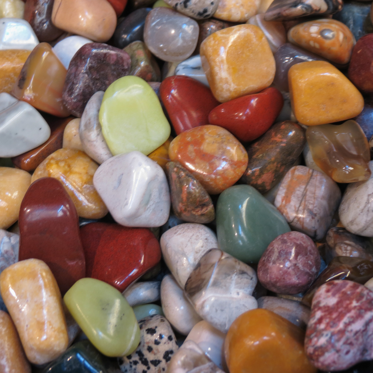 Weitere Halbedelsteine – Für besondere Akzente - PerlineBeads SA