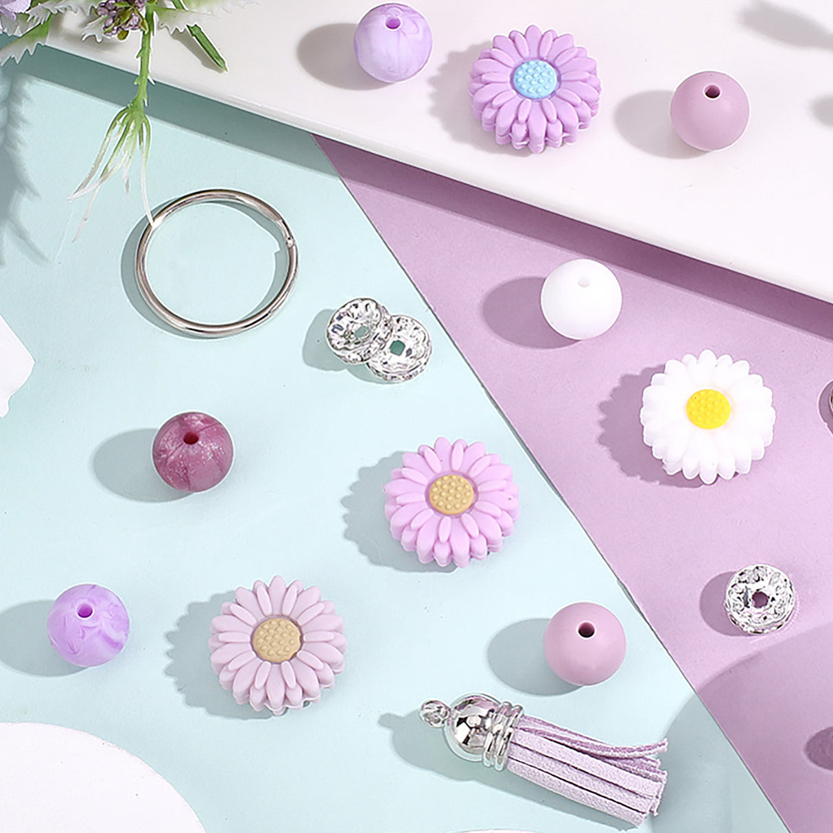 Schlüsselanhänger DIY-Set – Gänseblümchen, Pflaume, 89-teilig + Faden