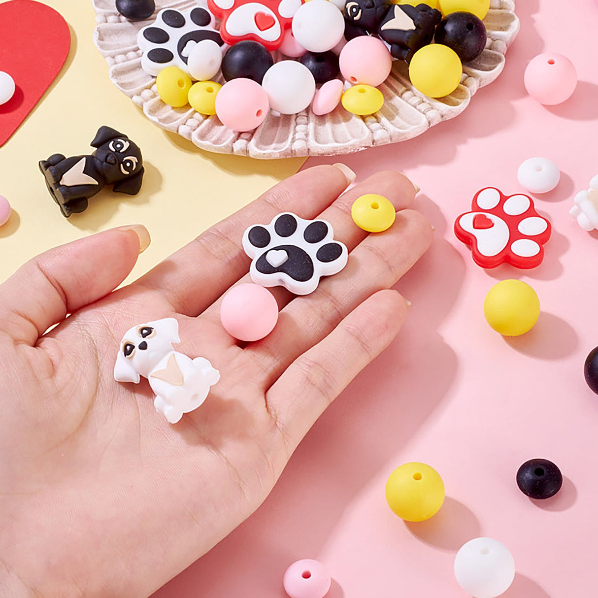 Hunde-Perlenset – Pfötchen & Welpen, 52-teilig - PerlineBeads SA