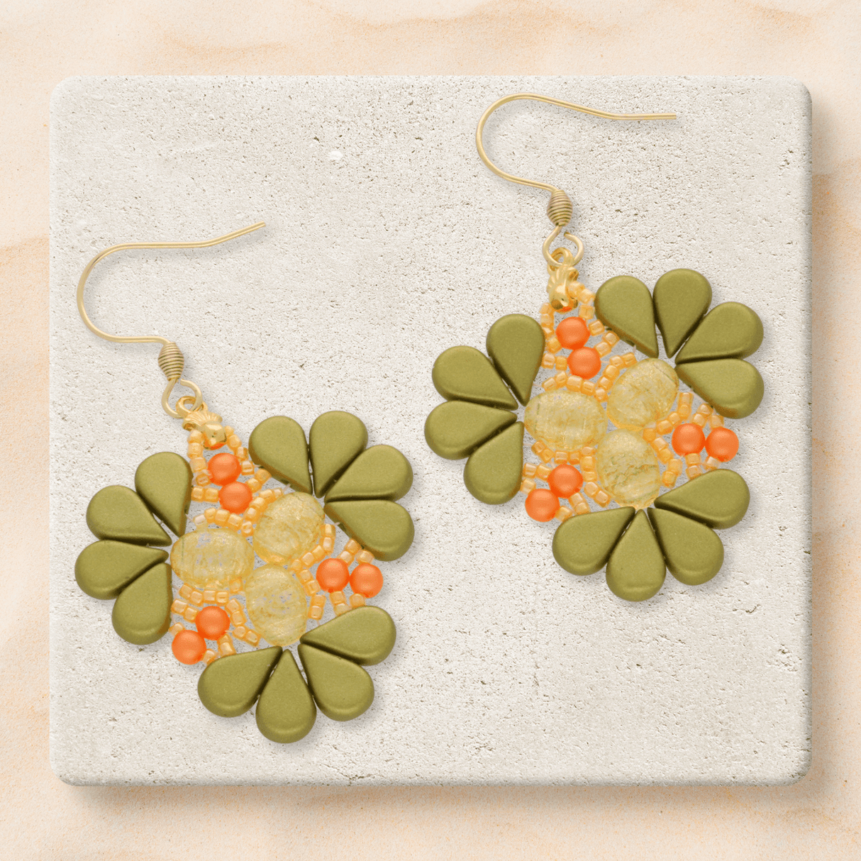 Kit für Ohrringe “Sakura” par Puca® - Grün - PerlineBeads SA