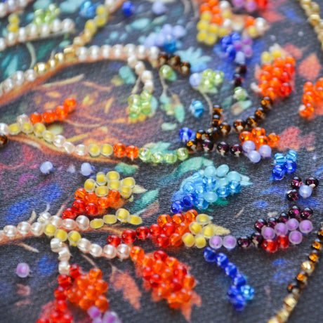 Perlen-Stickbild 15 × 15 cm • Lebensbaum in Regenbogenfarben - PerlineBeads SA