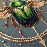 Perlen-Stickbild Käfer • The Alchemy of Nature • 15 x 15 cm - PerlineBeads SA