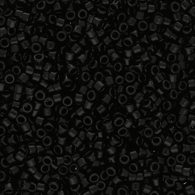 TOHO Aiko - Opaque Jet - PerlineBeads SA