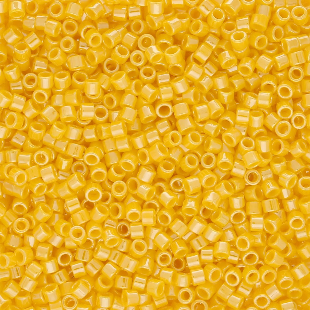 TOHO Aiko - Opaque Sunshine Luster - PerlineBeads SA