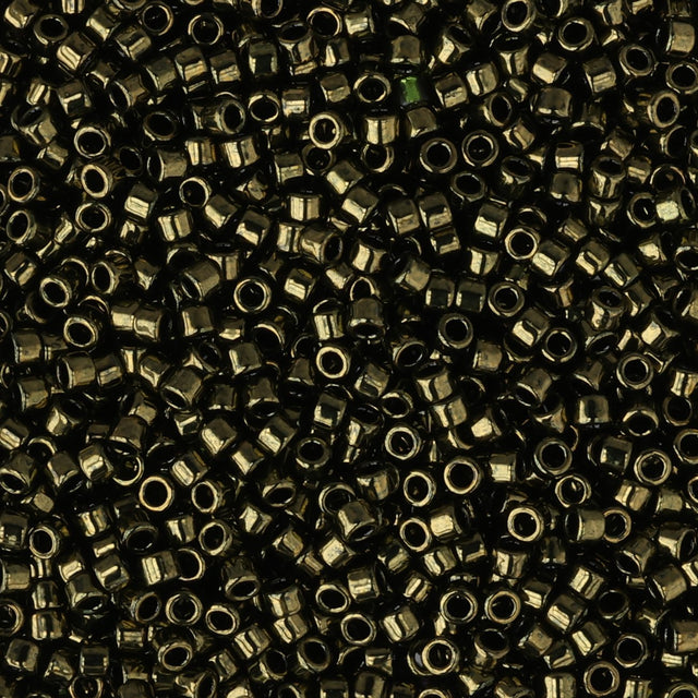 TOHO Aiko - Prairie Green Gold Luster - PerlineBeads SA