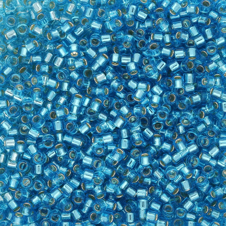 TOHO Aiko - Transparent Silver - Lined Aquamarine - PerlineBeads SA