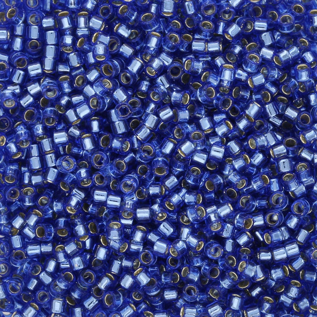 TOHO Aiko - Transparent Silver - Lined Sapphire - PerlineBeads SA