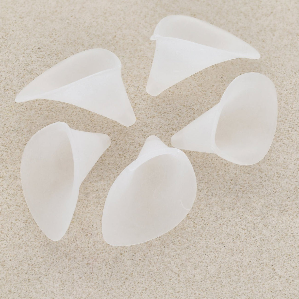 Acrylperle - Calla Blume - weiss - PerlineBeads