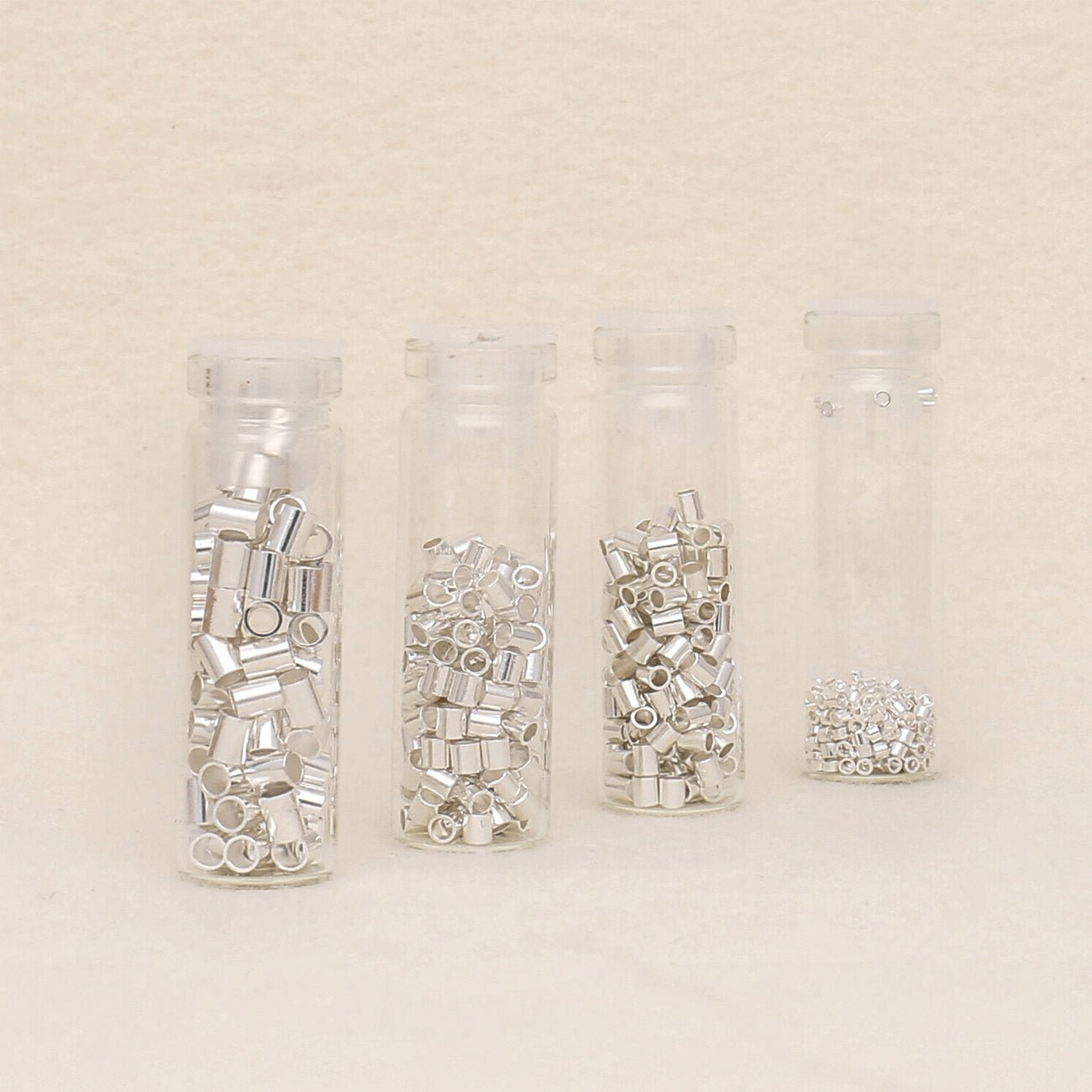 Basic Elements™ Quetschperlen (Rohr) – Sortiert - versilbert - PerlineBeads