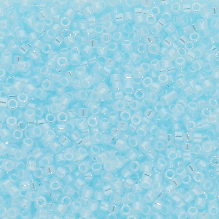 Delica 11/0 - DB239 - Lined Crystal Light Aquamarine - PerlineBeads