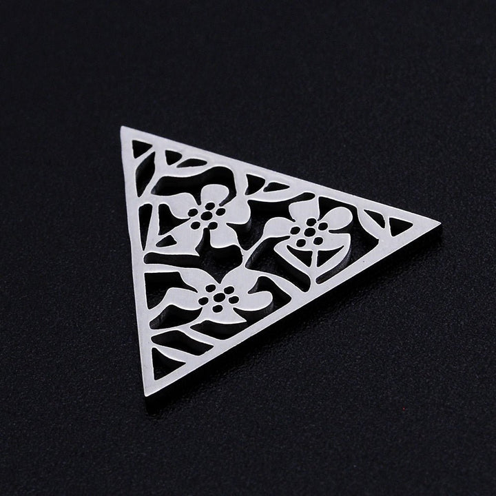Dreieckiger, filigraner Schmuckverbinder 17x20 mm – Farbe Silber - PerlineBeads