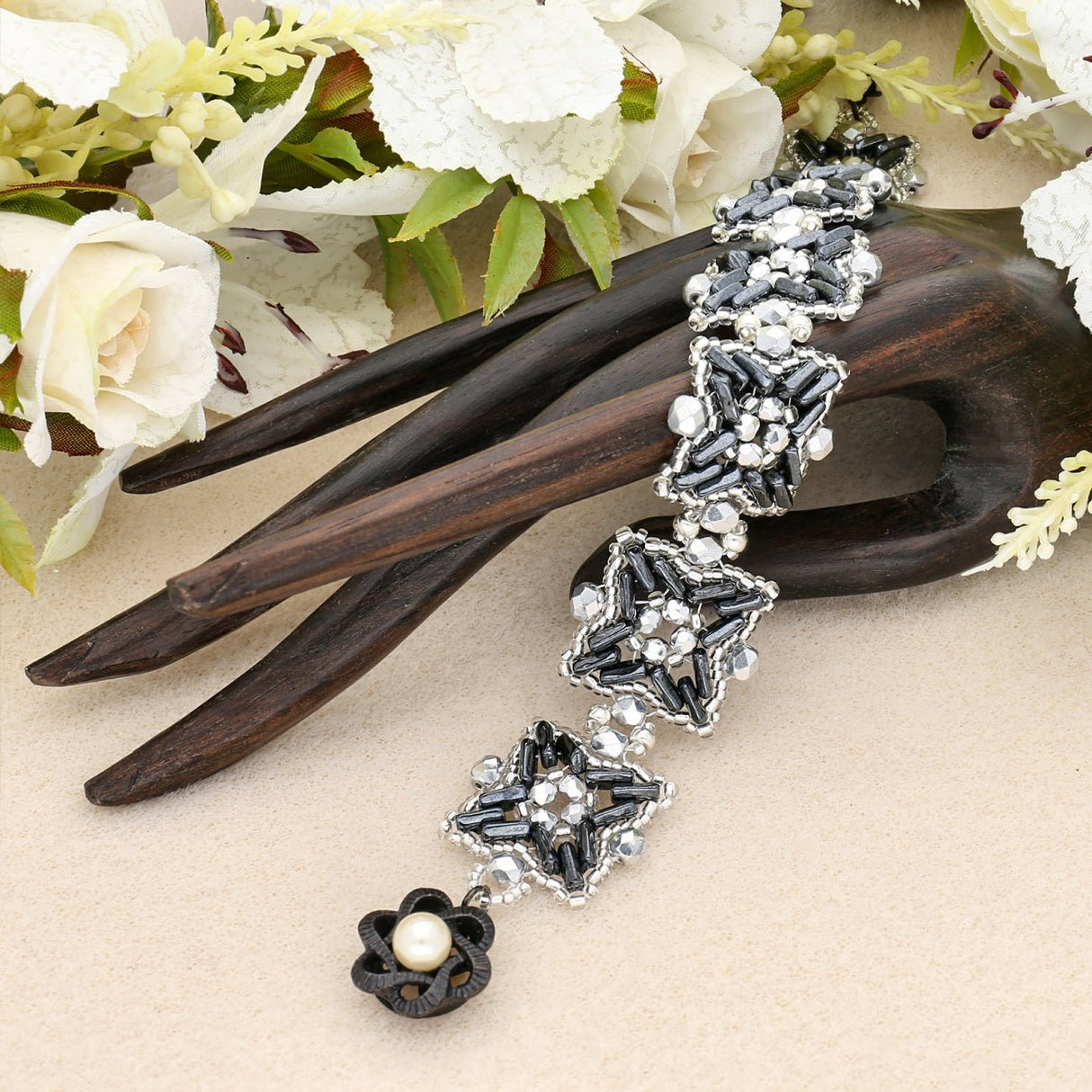 Federverschluss Blumenform – schwarz - PerlineBeads