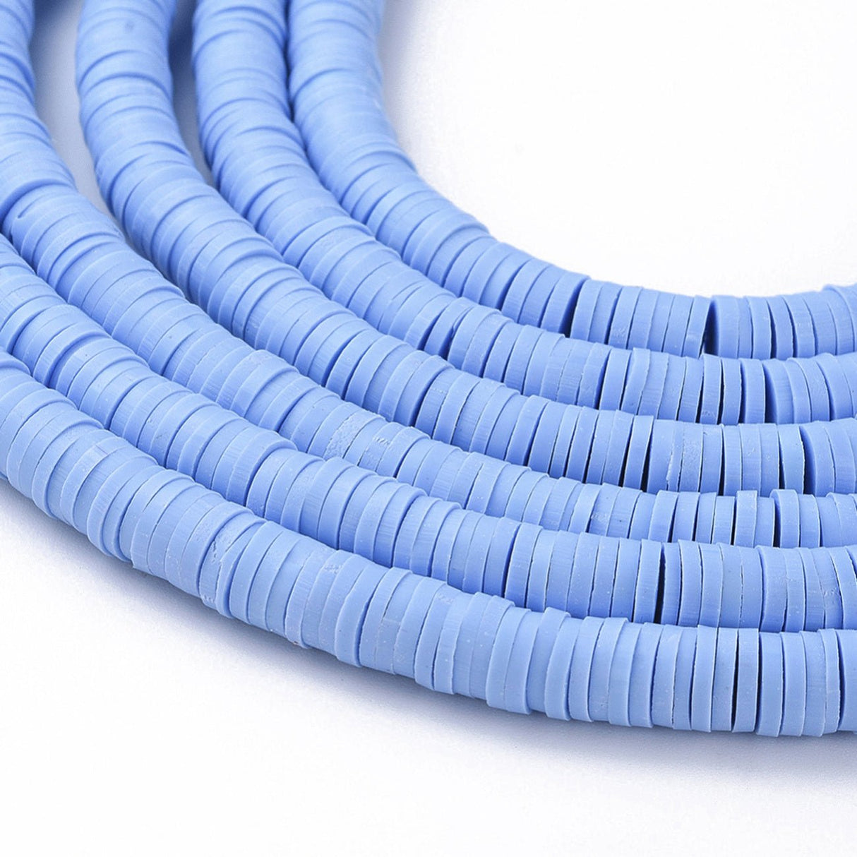 Heishi-Perlen aus Polymerpaste 6 mm – Cornflower Blue - PerlineBeads