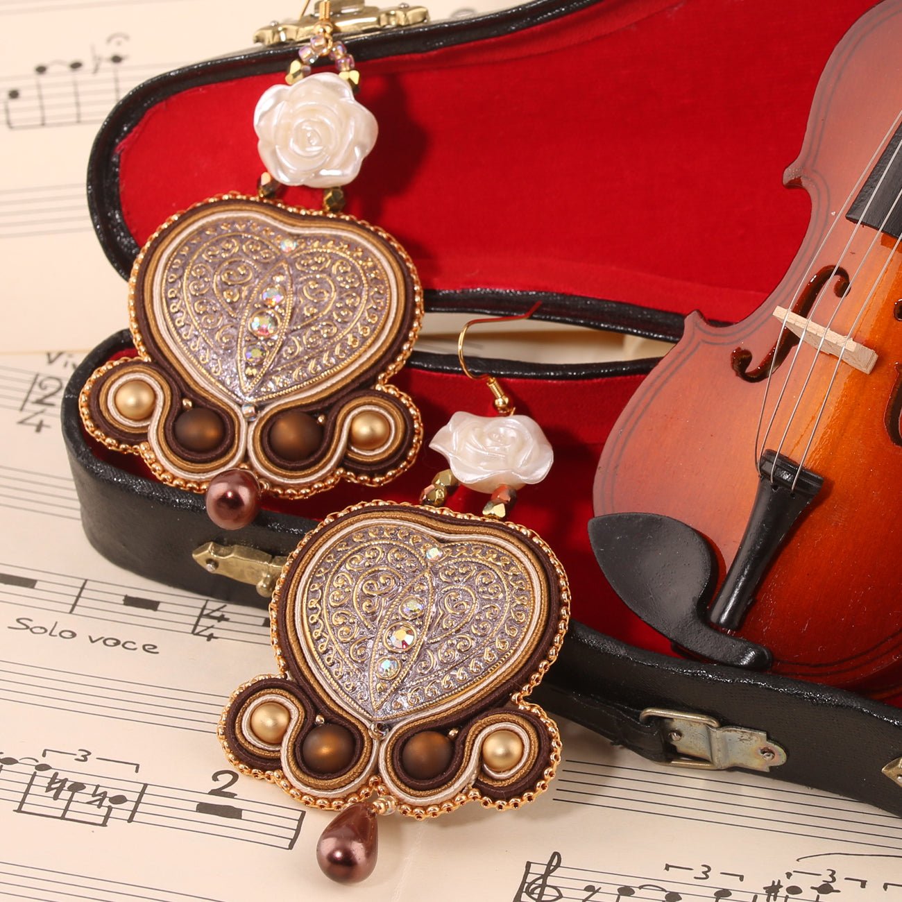 Perlen in Form einer Rose - Elfenbeinfarbe - PerlineBeads