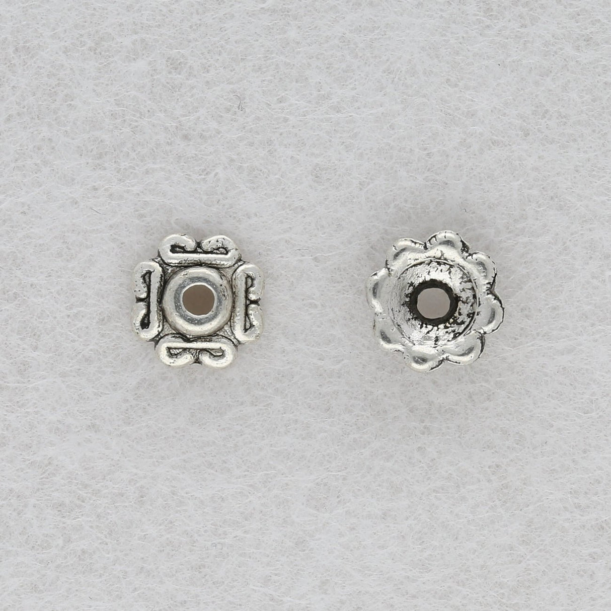 Perlenkappen Blumenform – 7 mm - PerlineBeads
