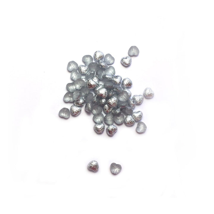 Recycelte Glasperlen "Hearts" - Rough Silver - PerlineBeads