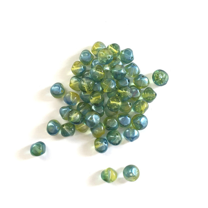Recycelte Glasperlen "Organic Bicone" - Green & Blue - PerlineBeads