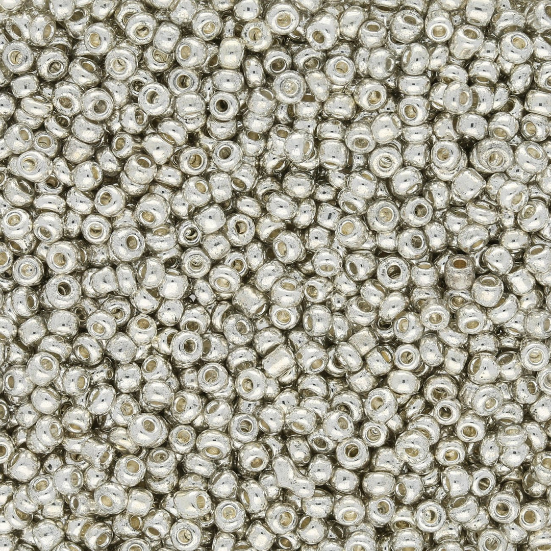Rocailles Perlen 2 mm unregelmässige Grösse – Silver - PerlineBeads
