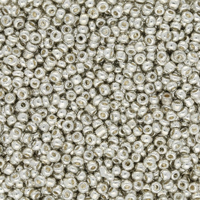 Rocailles Perlen 2 mm unregelmässige Grösse – Silver - PerlineBeads