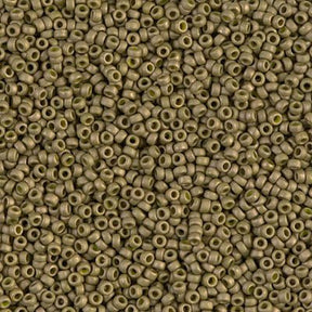 Rocailles-Perlen Miyuki 15/0 – Matte Golden Olive Luster - PerlineBeads