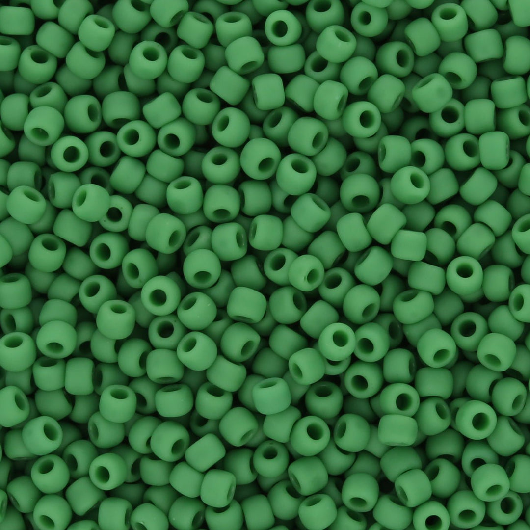 Rocailles-Perlen Toho 11/0 – Opaque Frosted Shamrock - PerlineBeads