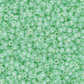 Rocailles-Perlen Toho 15/0 – Ceylon Celery - PerlineBeads