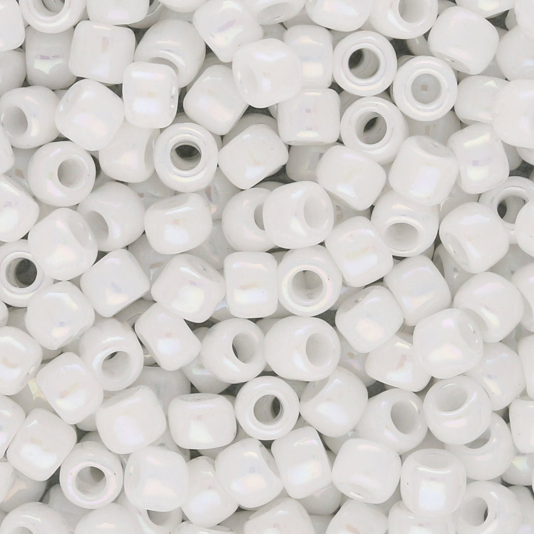 Rocailles-Perlen Toho 6/0 – Opaque Rainbow White - PerlineBeads
