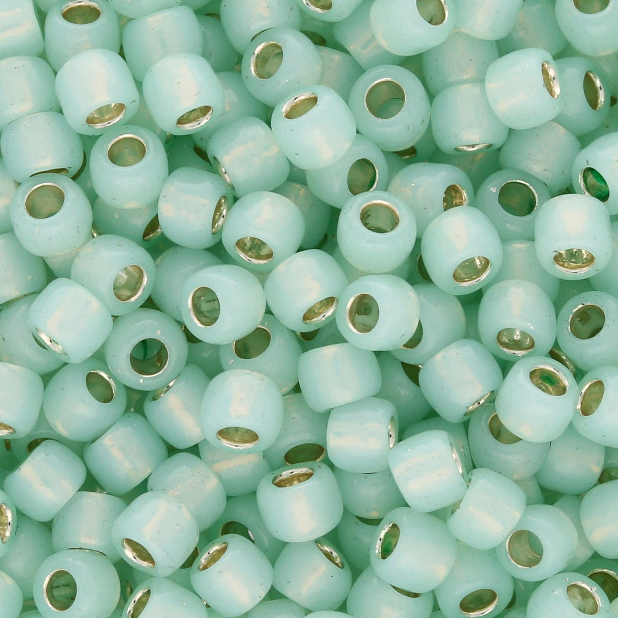 Rocailles-Perlen Toho 6/0 – Silver Lined Light Peridot - PerlineBeads