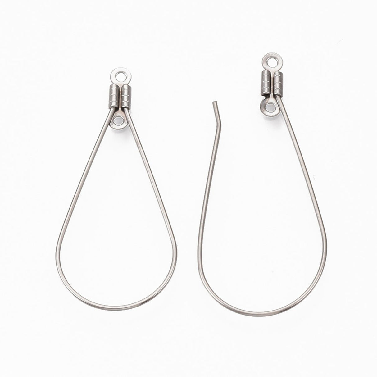 Tropfenförmige Ohrringe aus Edelstahl - 38 mm - Farbe Stahl - PerlineBeads